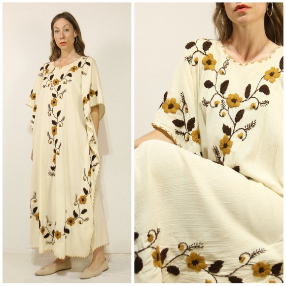 1970s Mexican Kaftan with Gorgeous Floral Embroidery - Picture 8 of 8